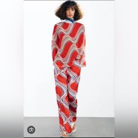 Zara Red and Blue Patterned Blouse - Picture 4 of 8